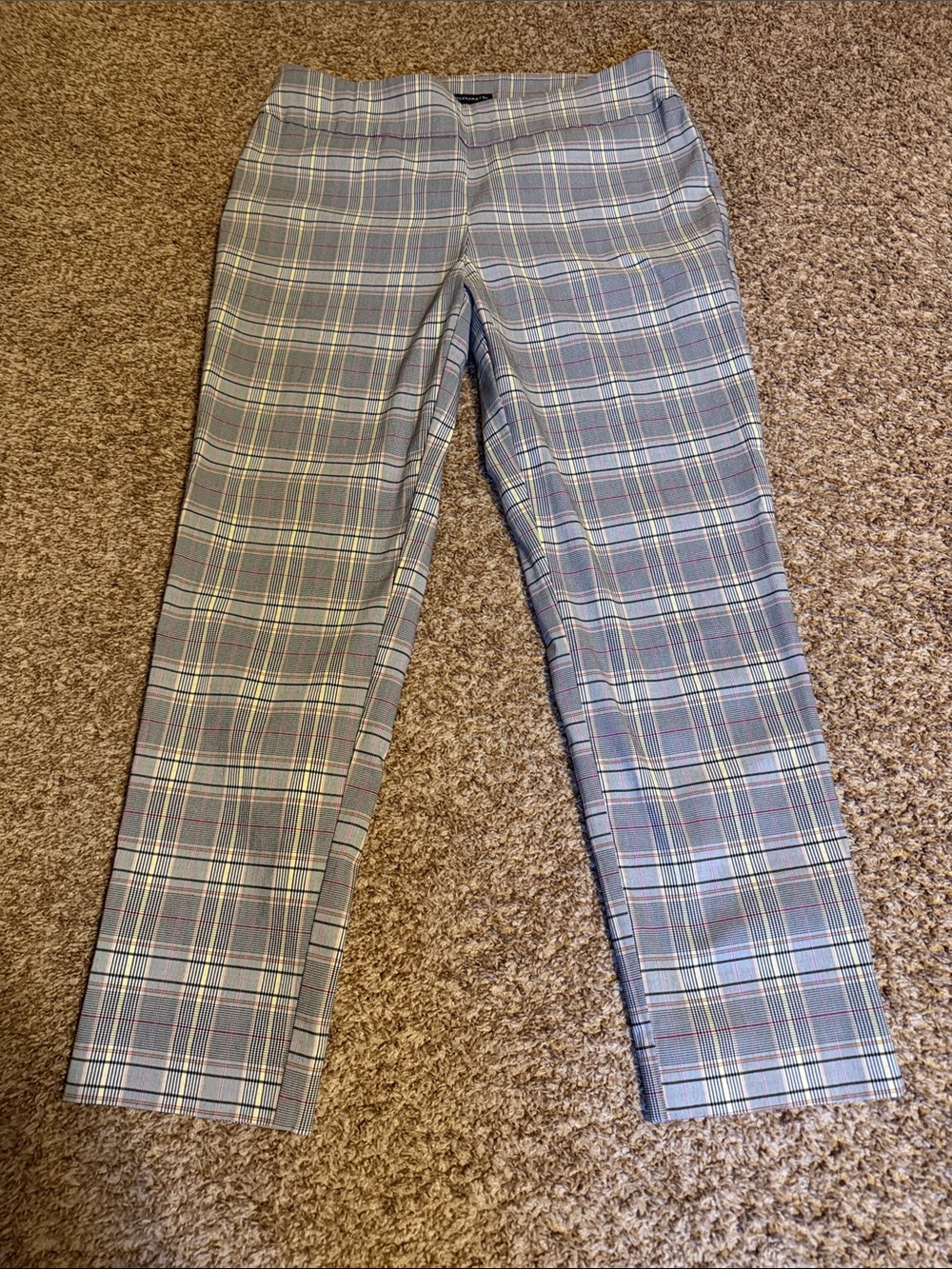 Counterparts Gray Plaid Cropped Dress Pants